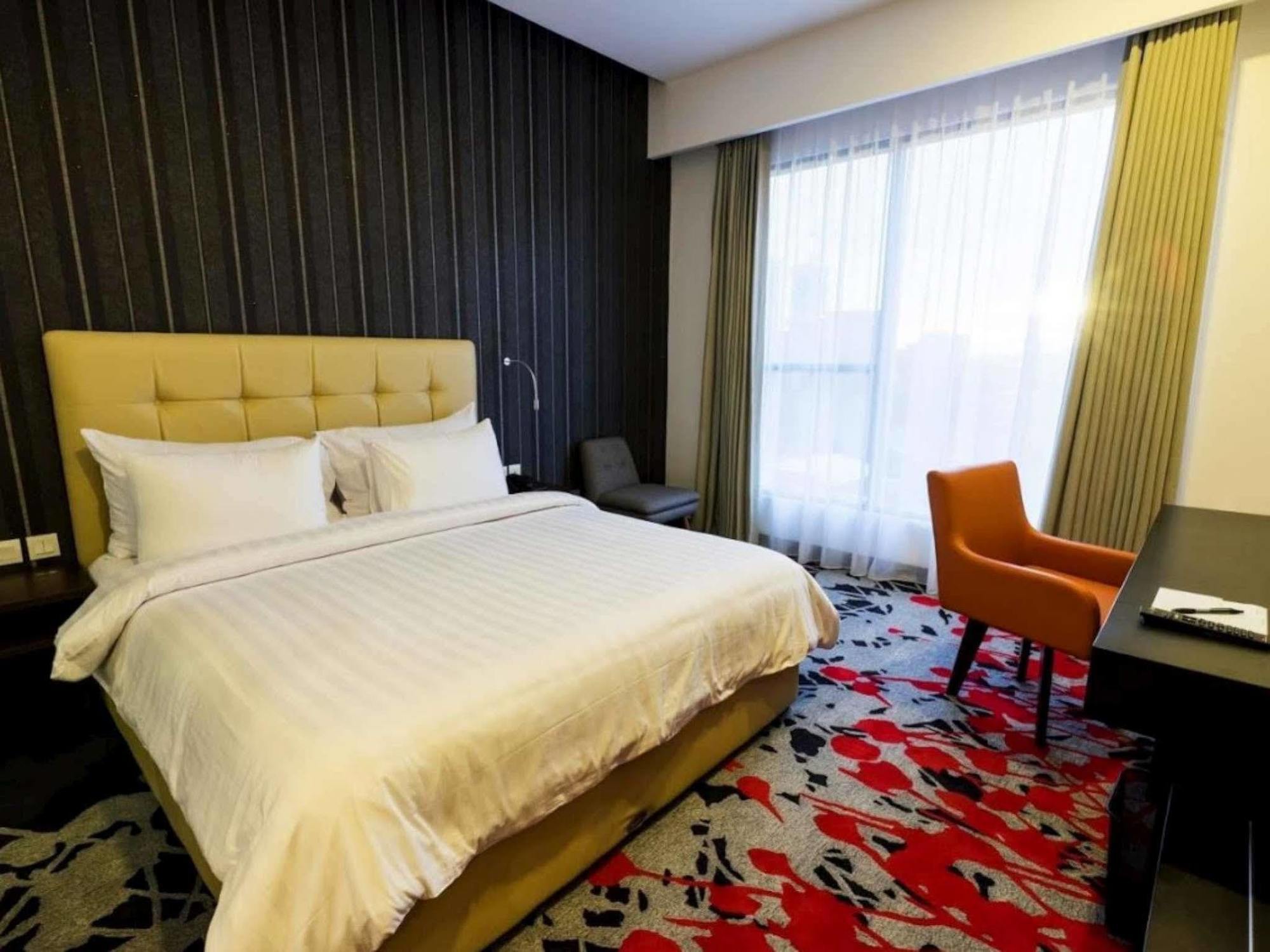 Liberty Hotel Thamrin Jakarta Luaran gambar