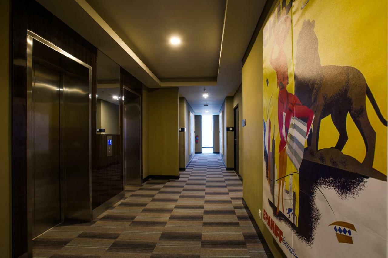 Liberty Hotel Thamrin Jakarta Luaran gambar